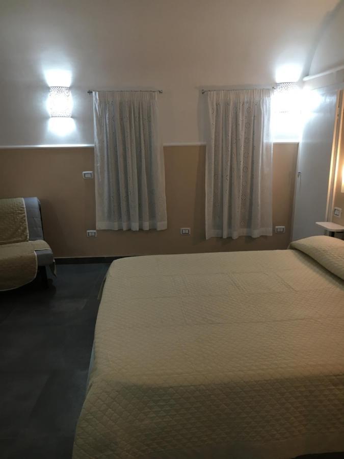 Casa Cortes Otel Grottaglie Dış mekan fotoğraf